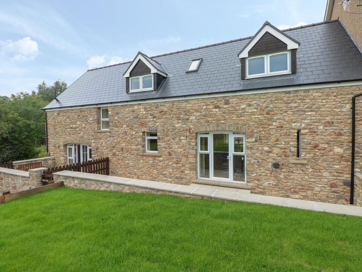 Woodpecker Barn Vila Pontyclun Exterior foto
